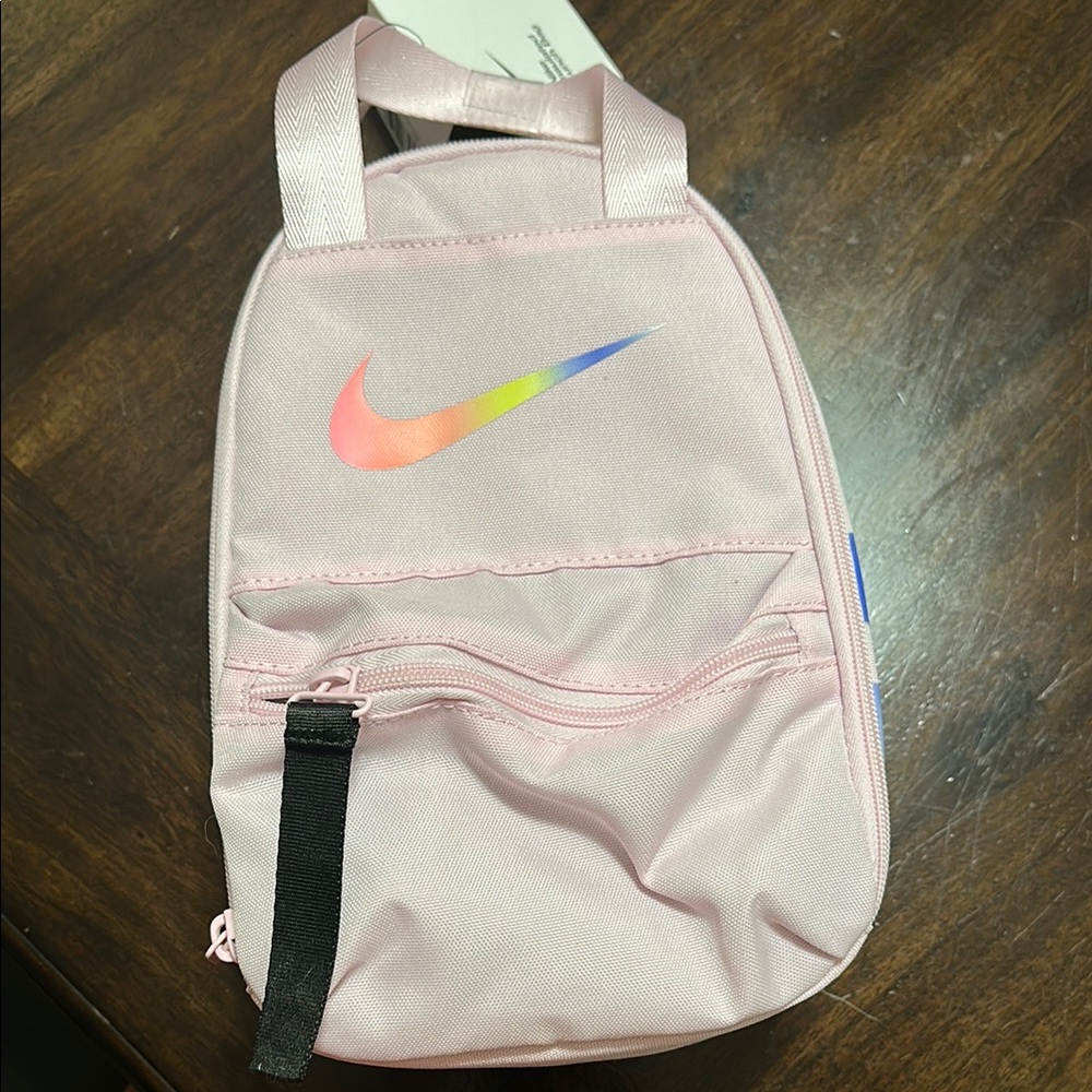BNWT Nike lunch bag
